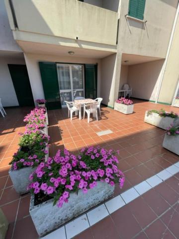 Appartement Apartament With Swimming Pool à Caorle Extérieur photo